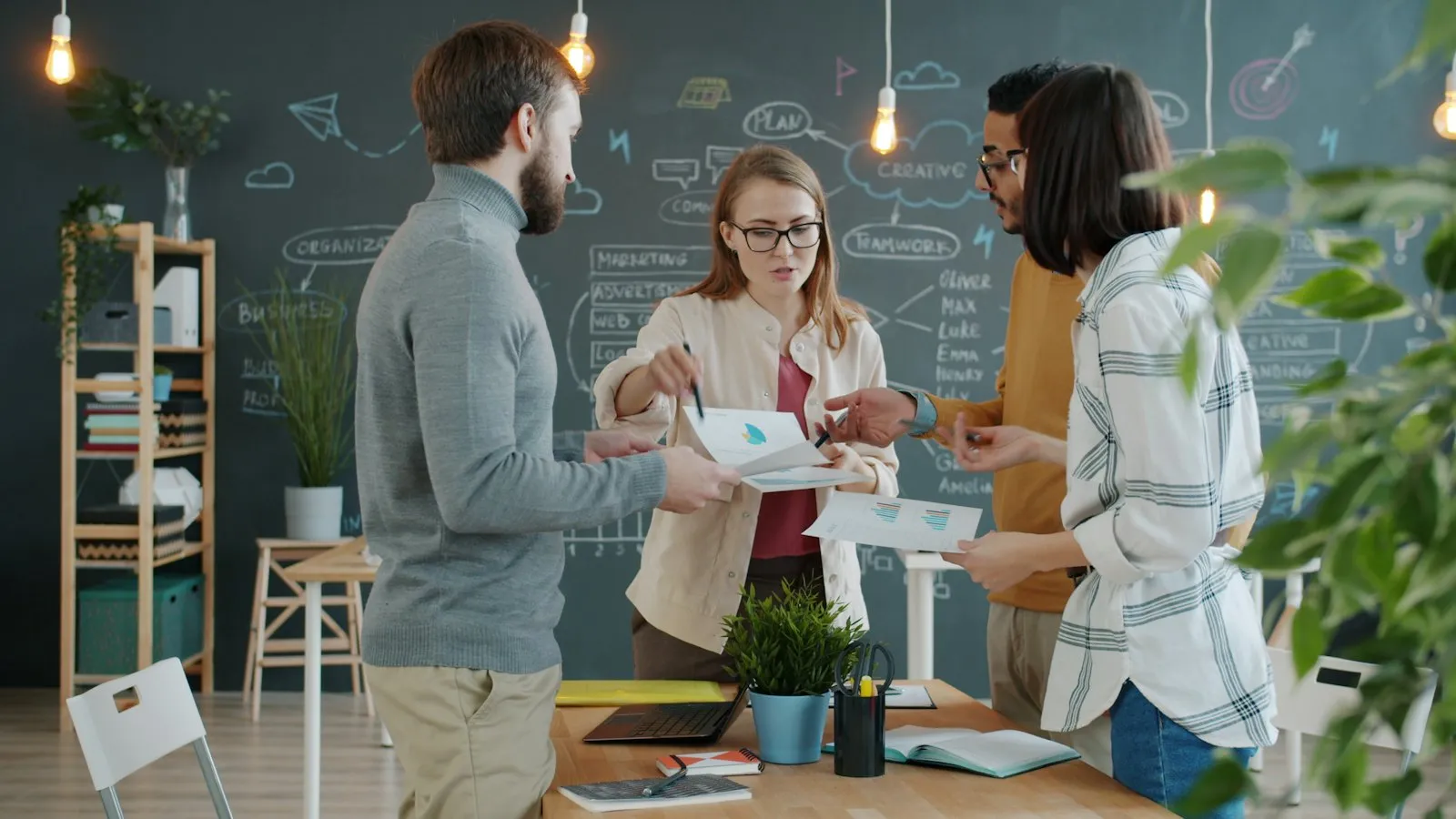 Das Team der Nordlicht Agency bei der Arbeit